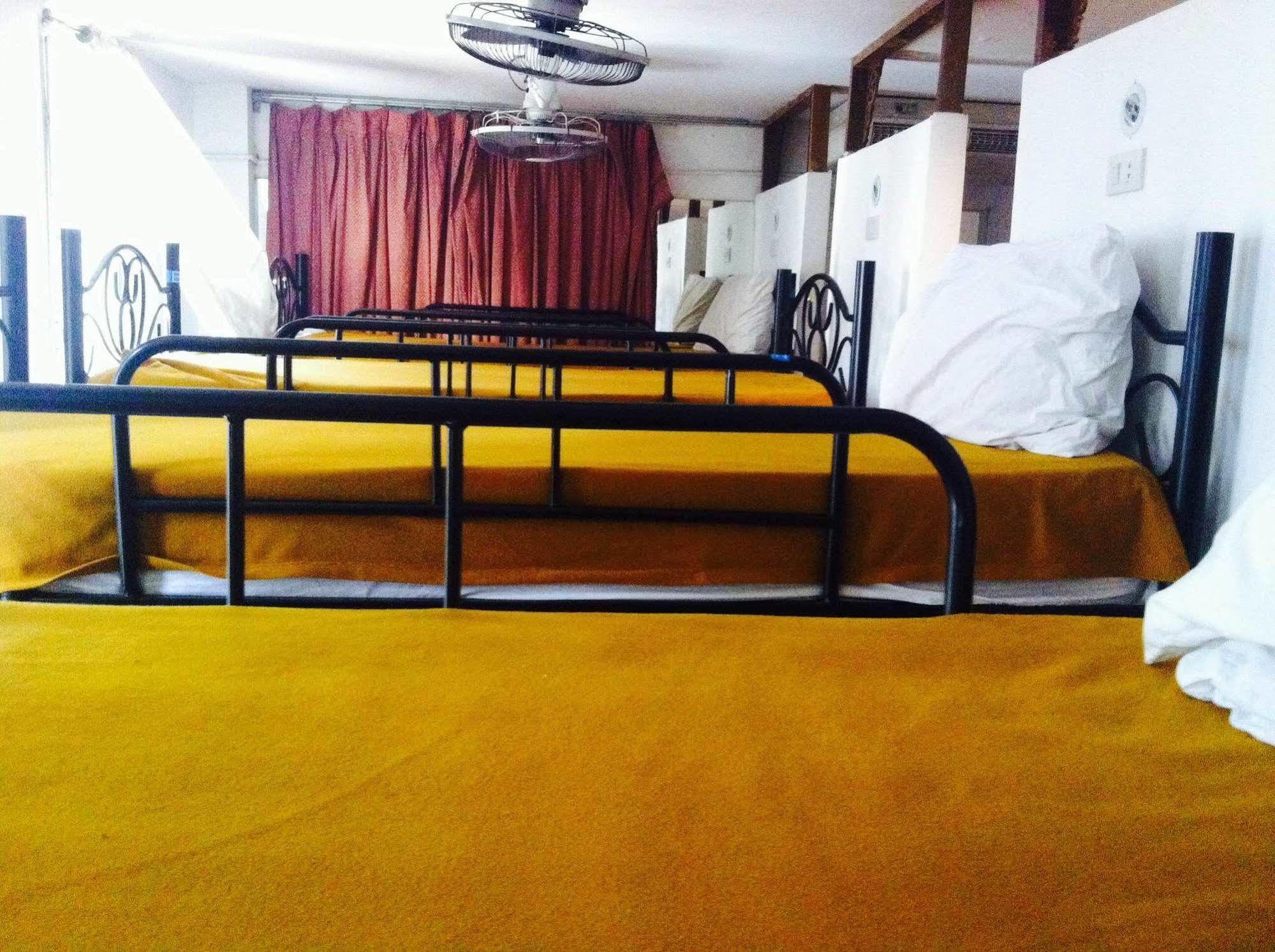 Hello Guest House Bangkok Eksteriør bilde